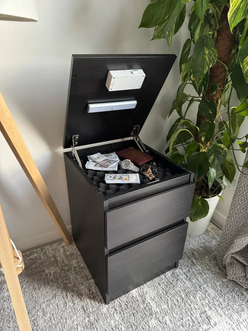 🛡️ VaultNight - NFC Smart Drawer